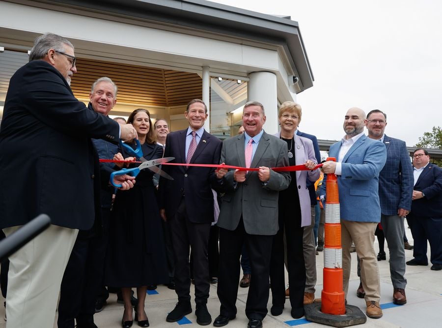 6_Zawistowski Train and TOD ribbon cutting 101326-9968.jpg